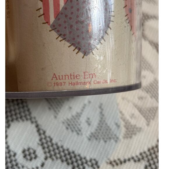 Vintage Hallmark 1987 Thermo Serv Auntie Em Patchwork Country Hearts Coffee Mug - Picture 4 of 5